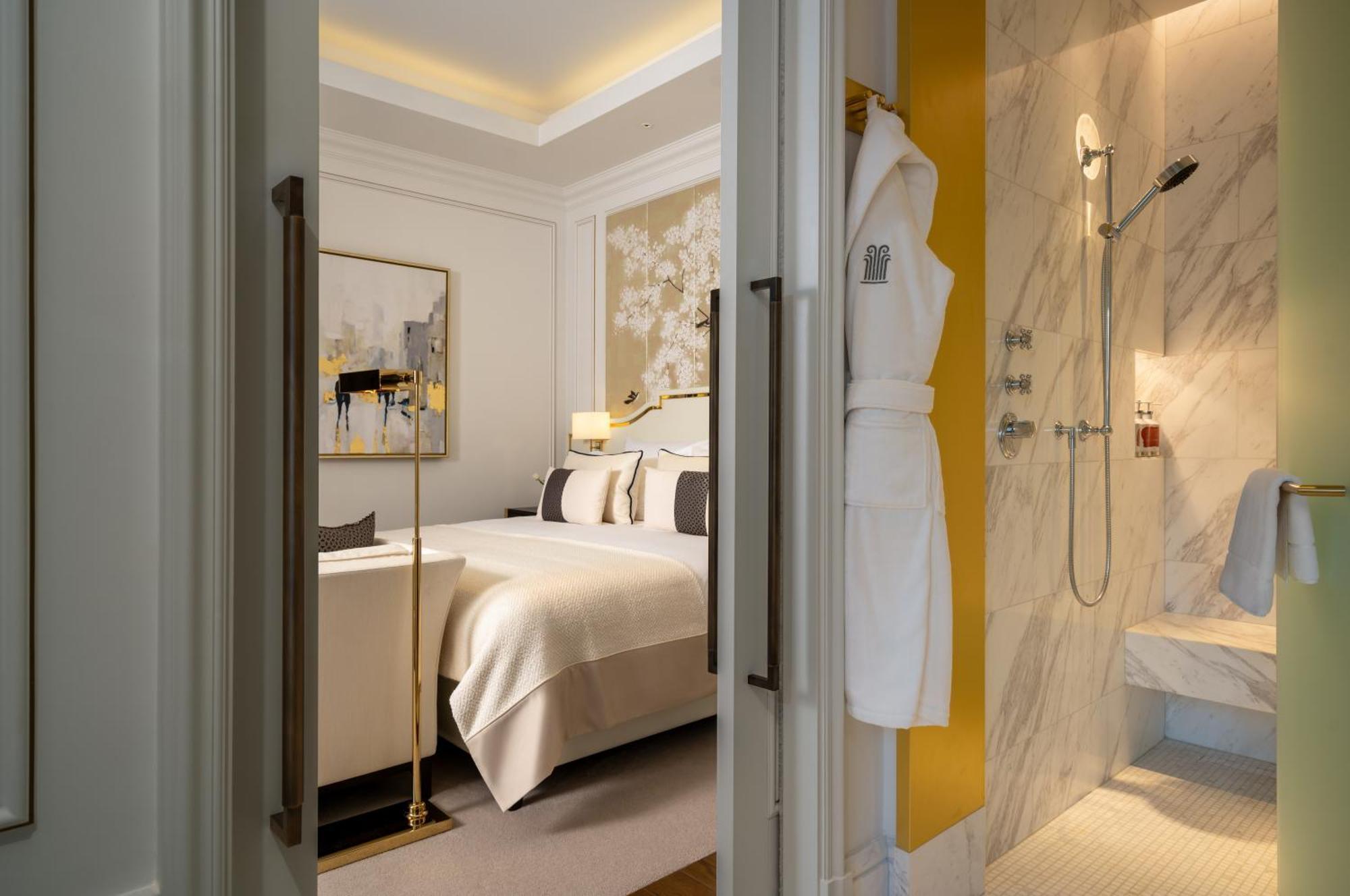 Corinthia Grand Hotel Du Boulevard 부쿠레슈티 외부 사진