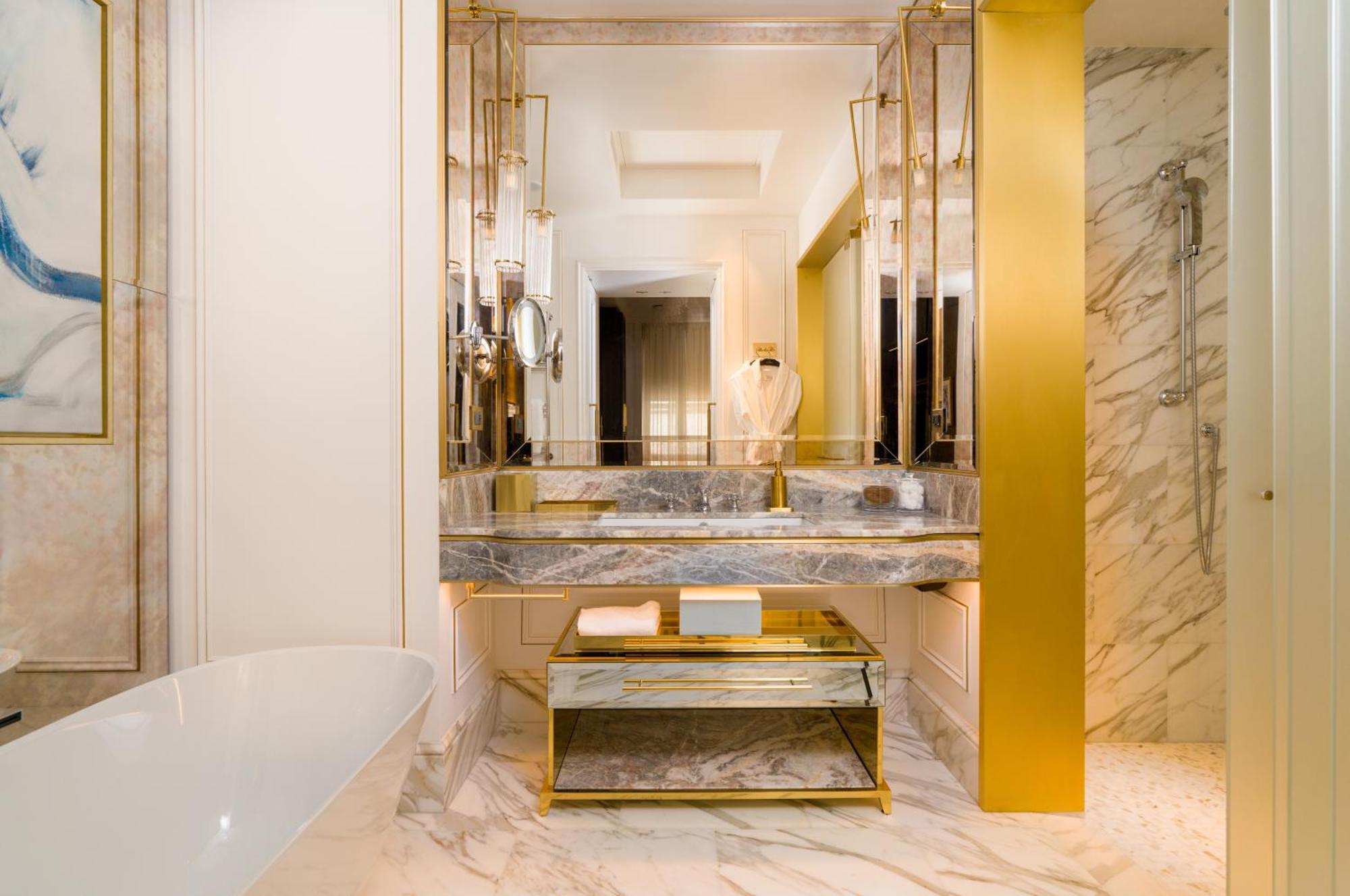 Corinthia Grand Hotel Du Boulevard 부쿠레슈티 외부 사진